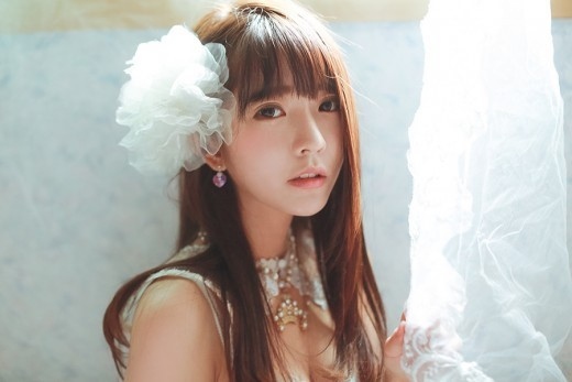 【韓流】「圧倒的に天使すぎる」と日本でも話題！“韓国の美少女ロリータモデル”ユリサが話題（写真）[07/11]©2ch.net YouTube動画>5本 ->画像>173枚 